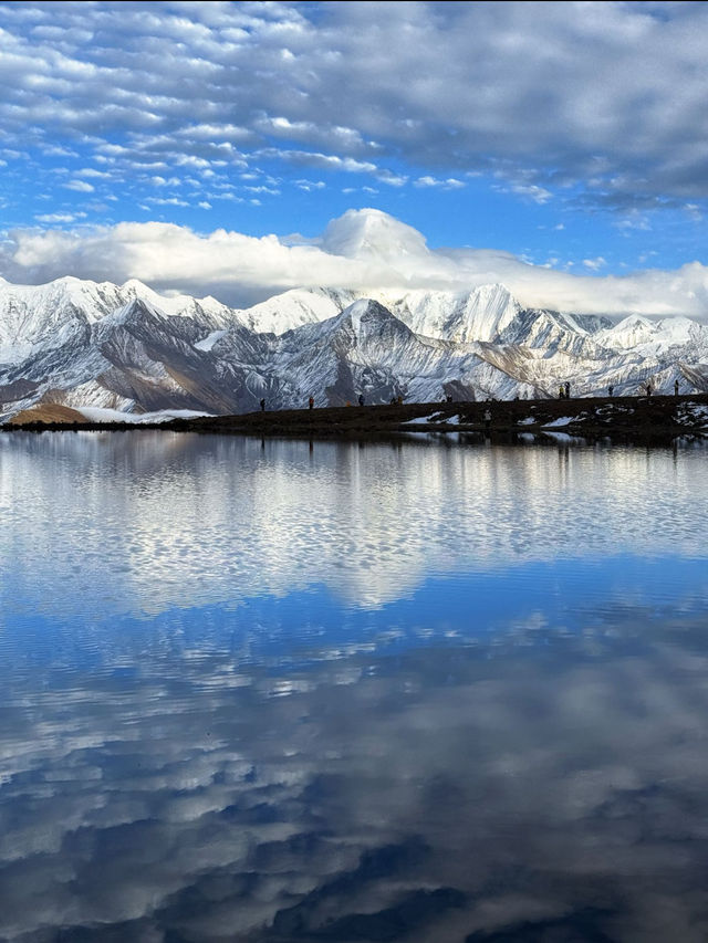 深秋徒步冷嘎措人間仙境真的太出片了！