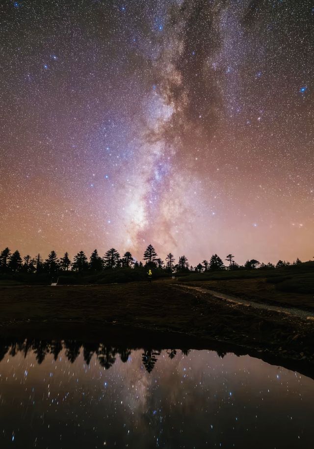 探訪金字塔雪山秘境