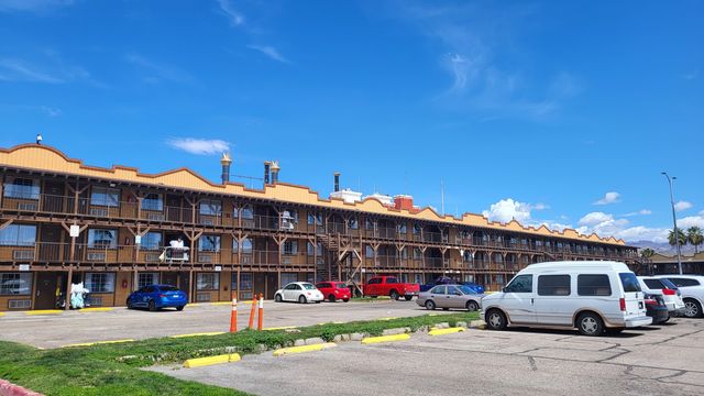 科羅拉多河畔復古小鎮拉芙琳