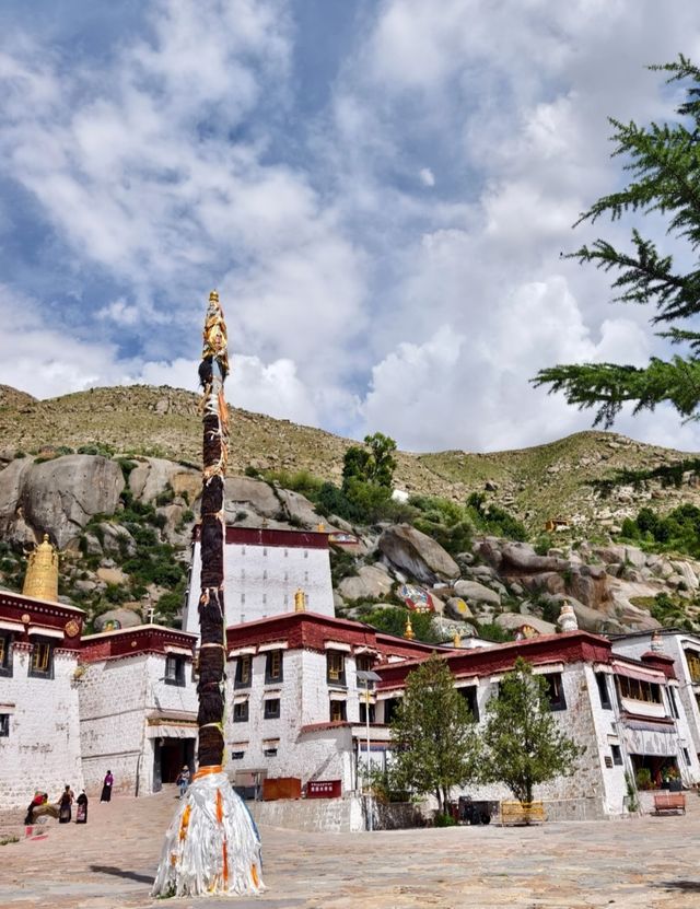 午後色拉寺,我在拉薩看了一場激烈的辯經 午後色拉寺,我在拉薩看了一場激烈的辯經