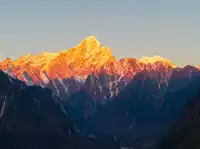 貢嘎群峰之愛德嘉：野蠻巨峰