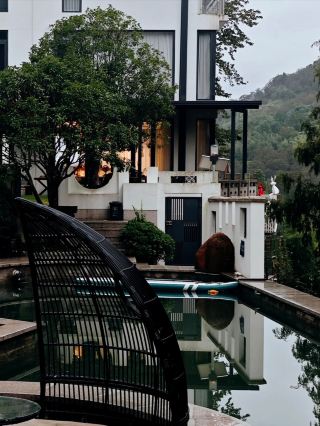 หนีความวุ่นวายในเมือง | ใช้ชีวิตในหุบเขา สัมผัสสายลมแห่งภูเขา และฟังเสียงนกร้อง