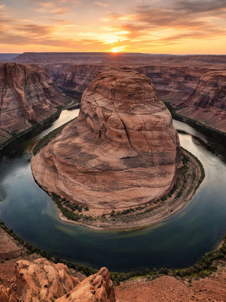 High-value 4-day US trip at $3k per person