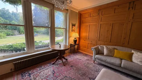 熱情好客的主人和令人驚豔的英式鄉村住宅 — traveler post in 哈羅蓋特