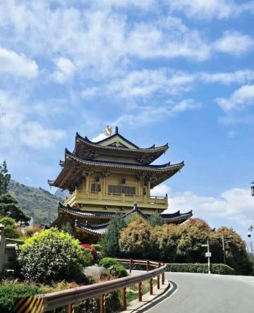 Hướng dẫn ẩm thực và mua sắm tại chùa Vân Máy