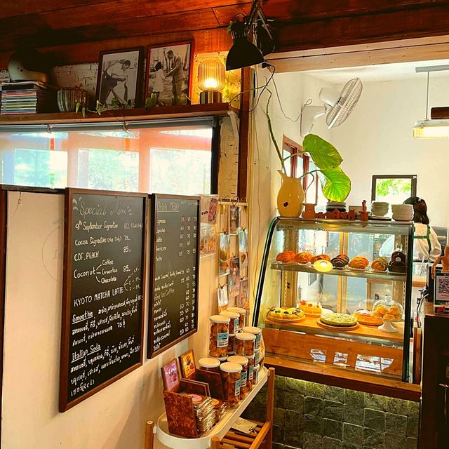 🏞️ กาแฟใต้ต้นไม้