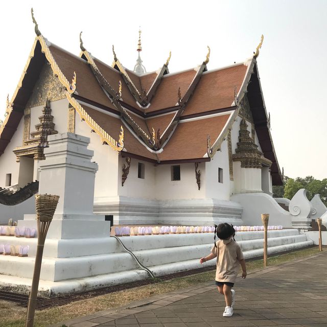 นมัสการวัดภูมินทร์