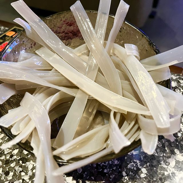 高層絕美陽台火鍋店