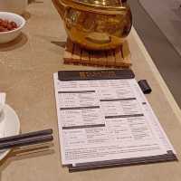 享受樂天皇朝 , 令人快樂的美食！