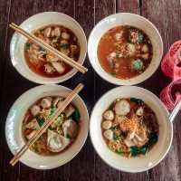 เที่ยวตลาดบ้านใหม่ 100 ปี ใกล้กทม.