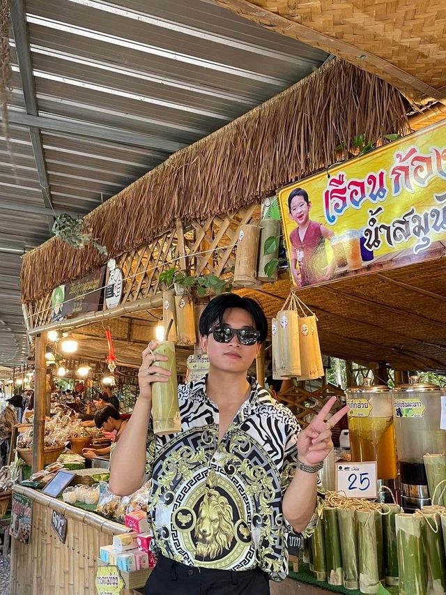 ตลาดไทยย้อนยุค..แห่งบ้านบางระจัน