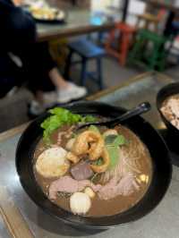 經濟泰式船麵