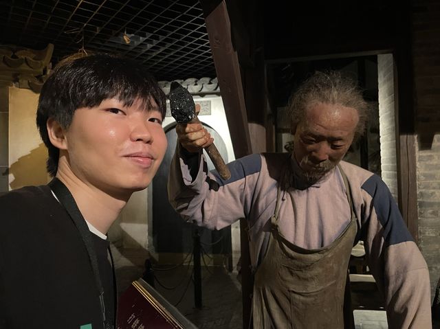 동방명주안! 밀랍인형 역사박물관