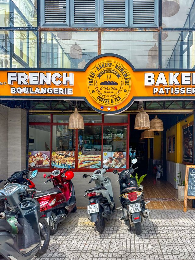 푸꾸옥 | 저렴한 오션뷰 베이커리🥐