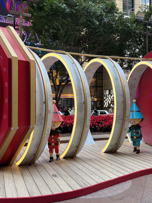 時代廣場打卡位❣️聖誕🧑‍🎄精靈🧚同你過❤️