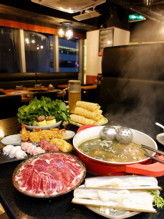 足料靚湯打邊爐🍲
