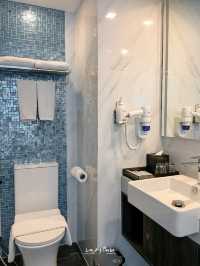 Holiday Inn Express ที่พักราคาถูก หมอนดูดวิญญาณ