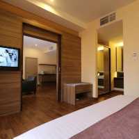 Malayana Floating Villa