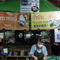 ตลาดโต้รุ่งหัวหิน จุดเช้คอิน กินเพลิน เดินเล่น