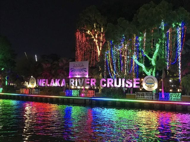 Nice cruise along the Melaka river