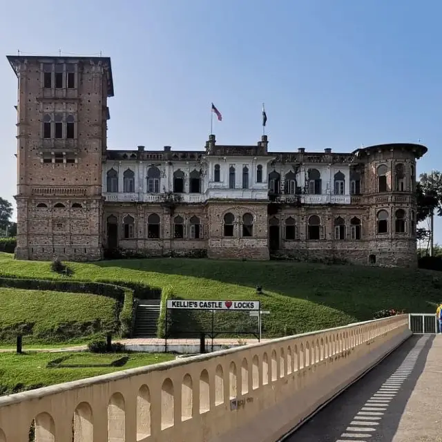 Impressive Castle built by a devoted husband