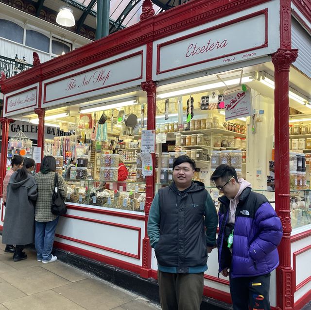 歐洲最大的室內市場 - Leeds Kirkgate Market