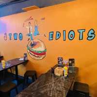 🍔🍔TWO EDIOTS 