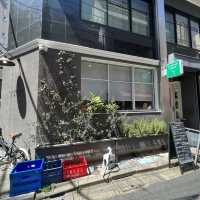 とてもお洒落なお店！caiman table 