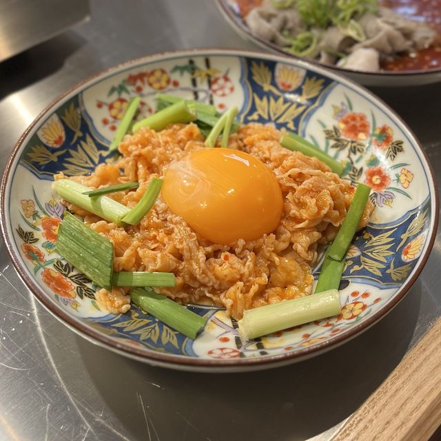【大阪・難波】一人焼肉にもおすすめカジュアルな焼肉店「大衆焼肉にくさわ本店」