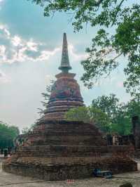 เที่ยวโบราณสถานวัดช้างล้อมสุโขทัย