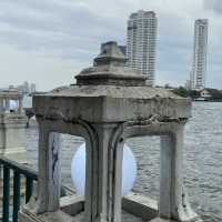 วัดสวยกลางกรุง
