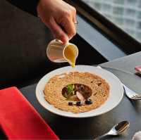RIB ROOM & BAR Steakhouse ชั้น 31  โรงแรม The La