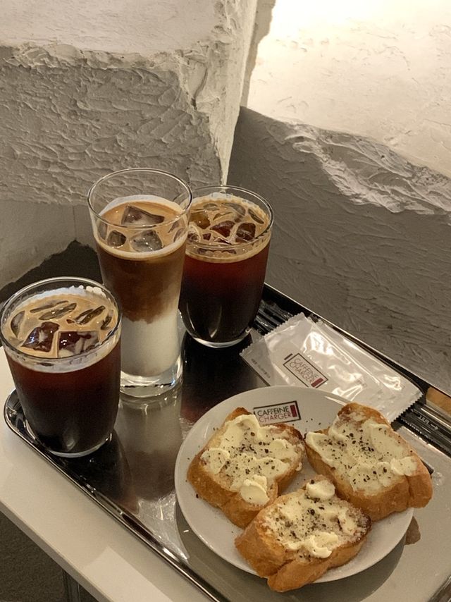 사진맛집 광안리 오션뷰 감성카페 [카페인차저]🌊