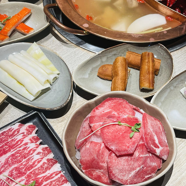 🍲方叔叔重慶老火鍋 🍲方叔叔重慶老火鍋