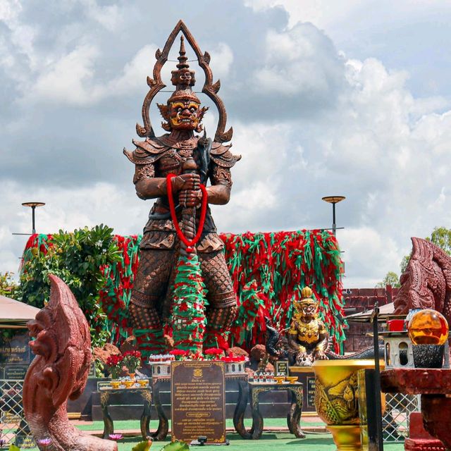 คุ้มคำชะโนด ดินแดนพญานาคและพญายักษ์ อุดรธานี