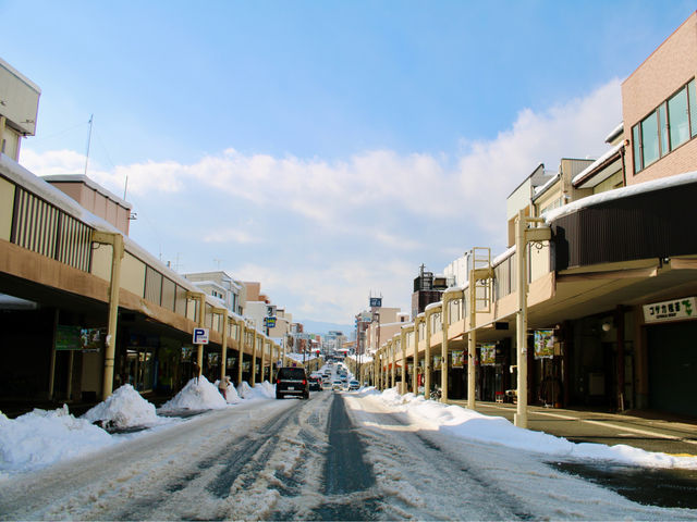 Strolling the old streets of Takayama 