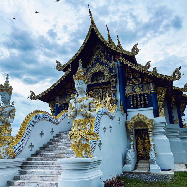 วัดพระนางจามเทวี