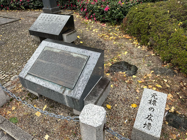 東京・日本橋。日本の国道の起点『元標の広場』