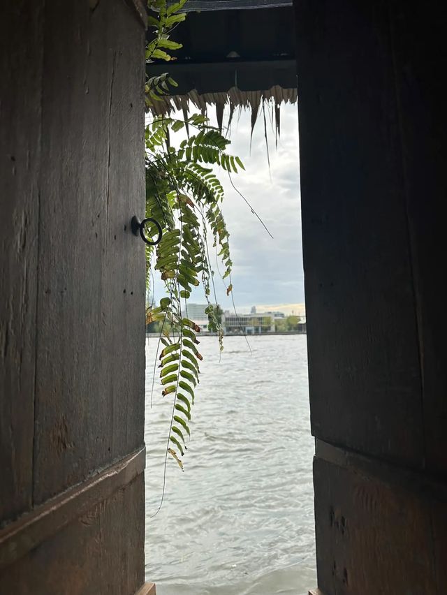 ✨NAAM1608 ร้านอาหารริมแม่น้ำเจ้าพระยา บรรยากาศดี 🦀