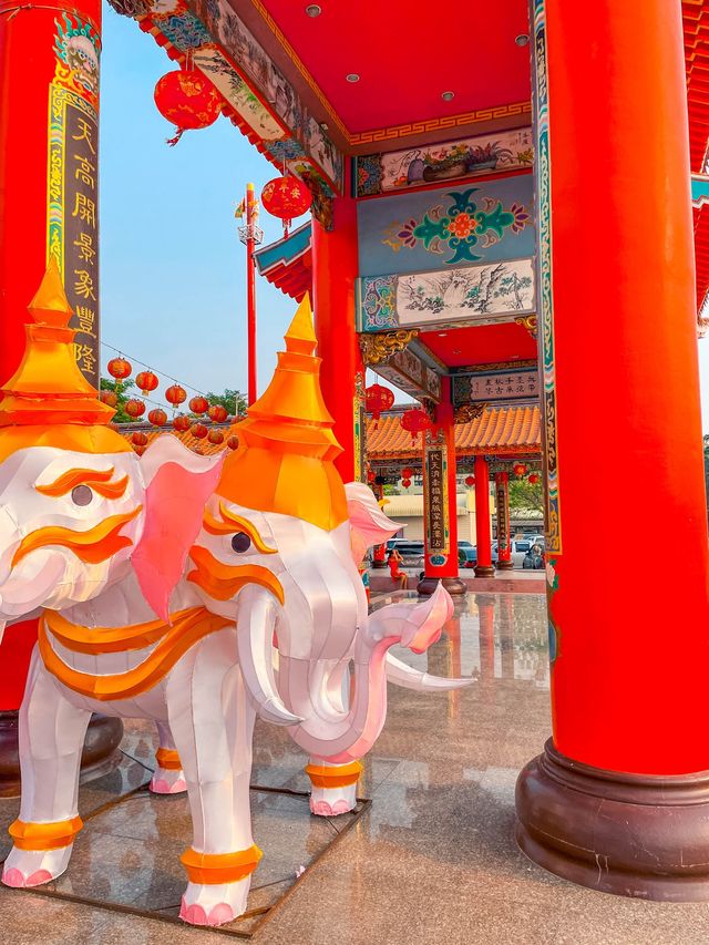ศาลเจ้าห้าพระองค์ มูลนิธิธรรมกตัญญู