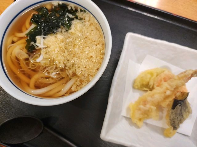 와우!! 프놈펜 이런 일식당이 있다니!!! "Tokyo"