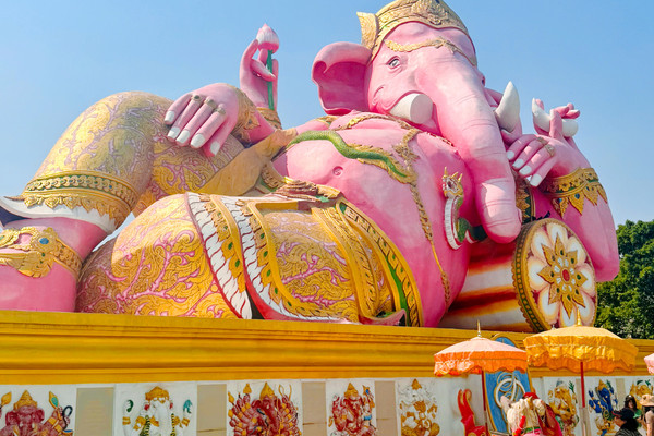 タイ🇹🇭】爆速で願い事が叶うパワースポット！ピンクガネーシャ