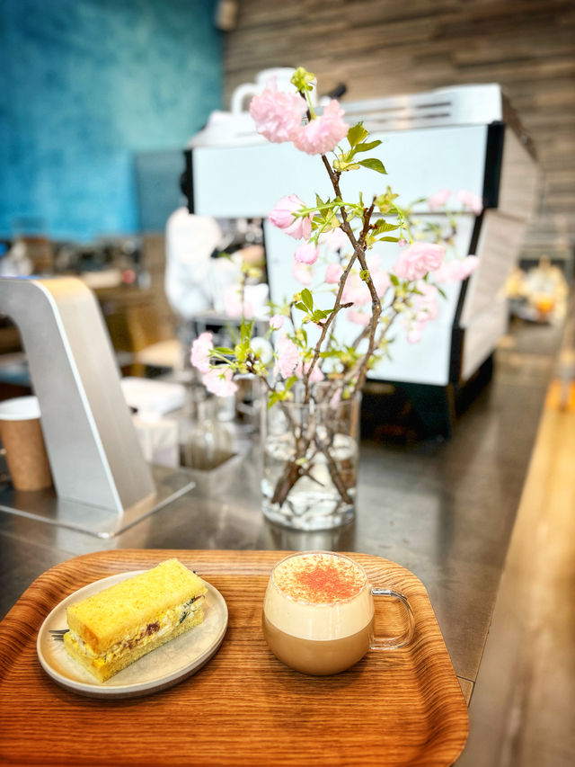 「櫻花季限定 Blue Bottle」 🌸🌸