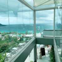 คาเฟ่วิวทะเลสุดปัง The Sundeck ภูเก็ต