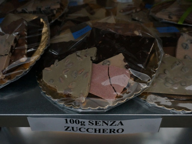 アレッツォ郊外にあるチョコレートショップVestri