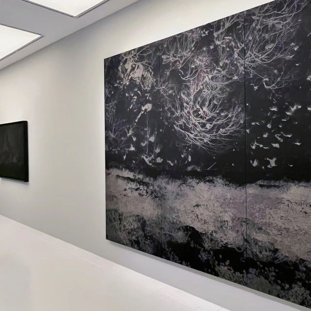 「臺北富邦美術館：珍貴藝術品展覽，深入藝術體驗」