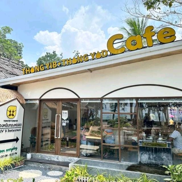 ขนมไทยน่าทาน @ ทองหยิบ ทองหยอดคาเฟ่ 