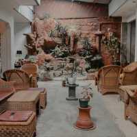 CRITOE IS ONE OF THE COFFEE PORTS THAT TRANSFORMS AN OLD HOUSE