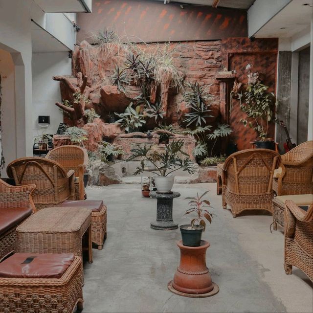 CRITOE IS ONE OF THE COFFEE PORTS THAT TRANSFORMS AN OLD HOUSE
