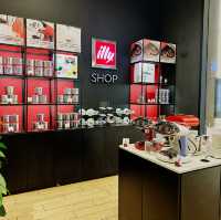 Refined Elegance: A Review of illy Caffè at Pavilion Kuala Lumpur
